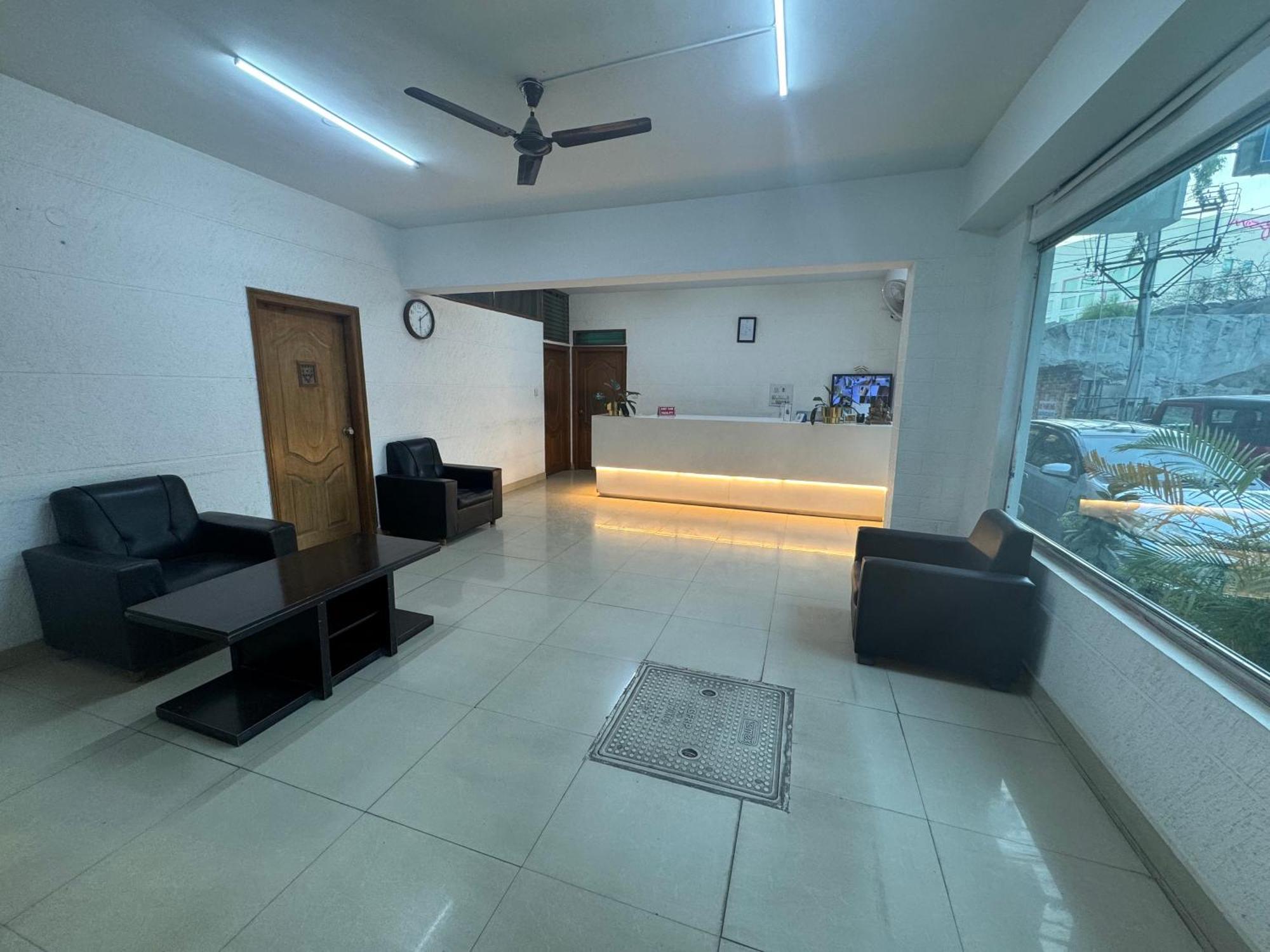 Jn Guestline Hotel Devanahalli Eksteriør billede