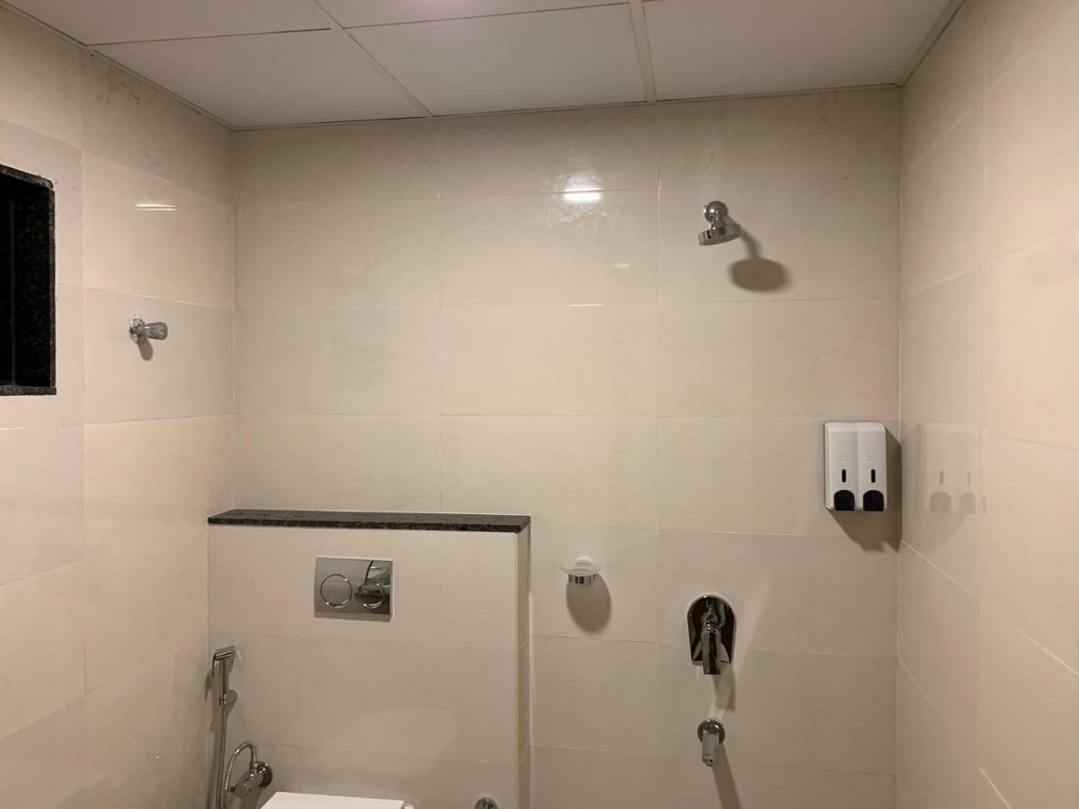Jn Guestline Hotel Devanahalli Eksteriør billede